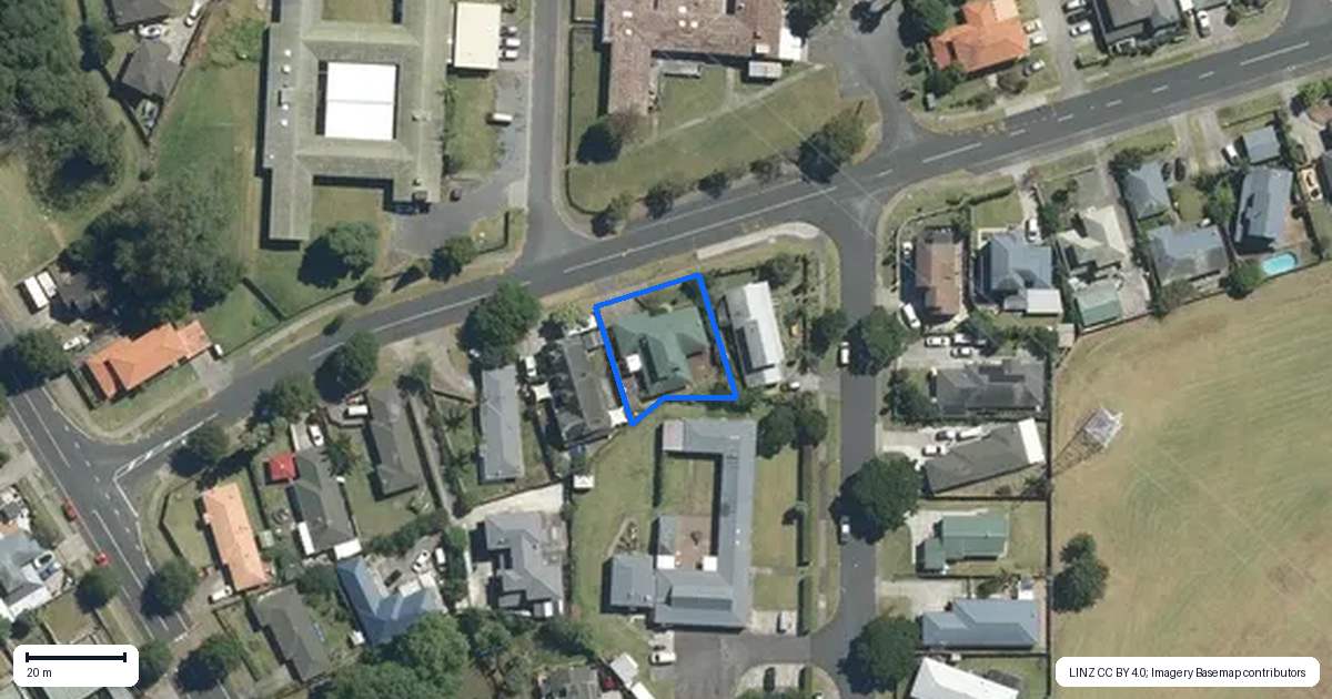 Property context map for 15 Lenore Road, Favona, Auckland