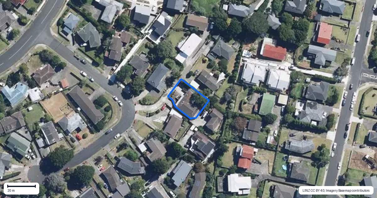 Property context map for 18 Opal Avenue, Pakuranga, Auckland