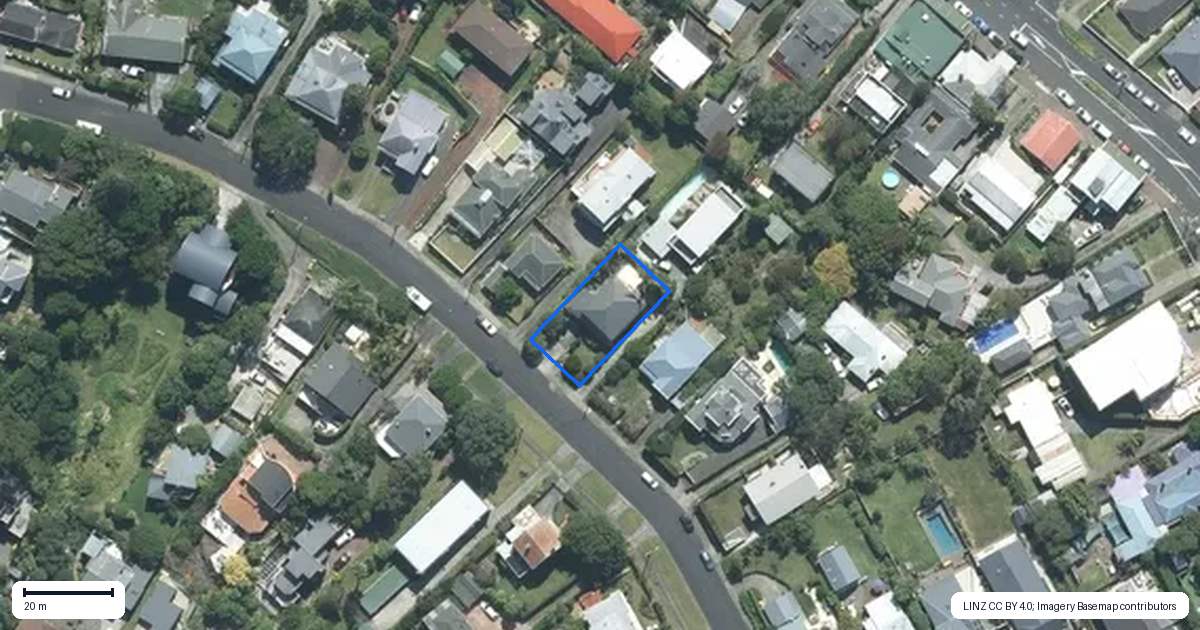 Property context map for 61 Palmerston Road, Birkenhead, Auckland