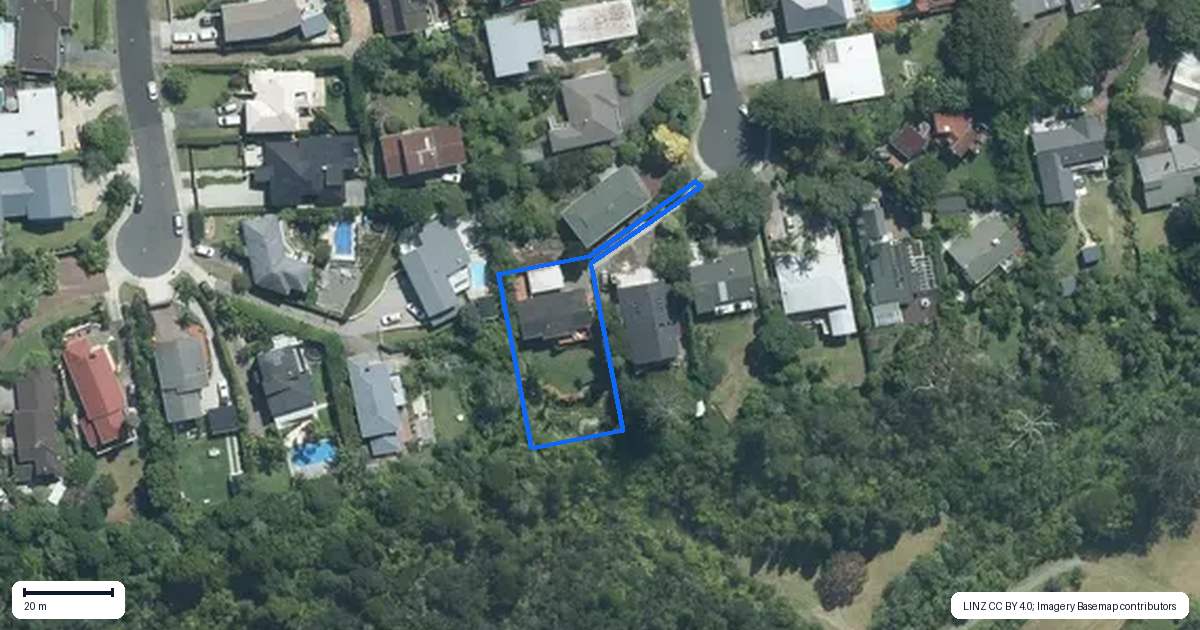 Property context map for 13 Sandford Street, Campbells Bay, Auckland