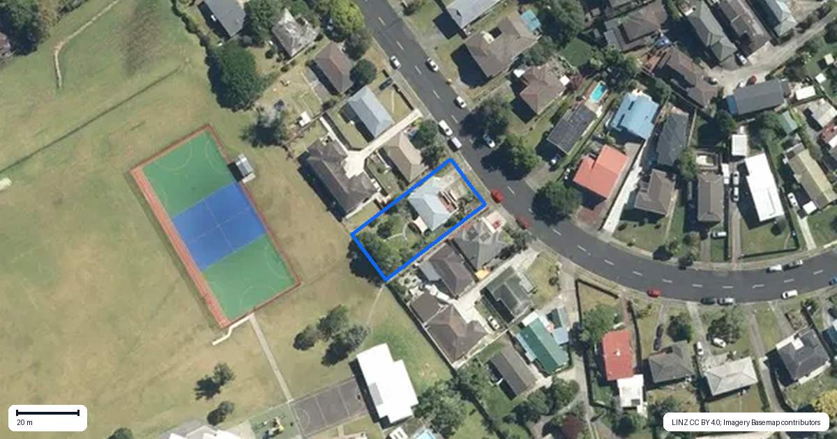 Property context map for 25 Athenic Avenue, Lynfield, Auckland