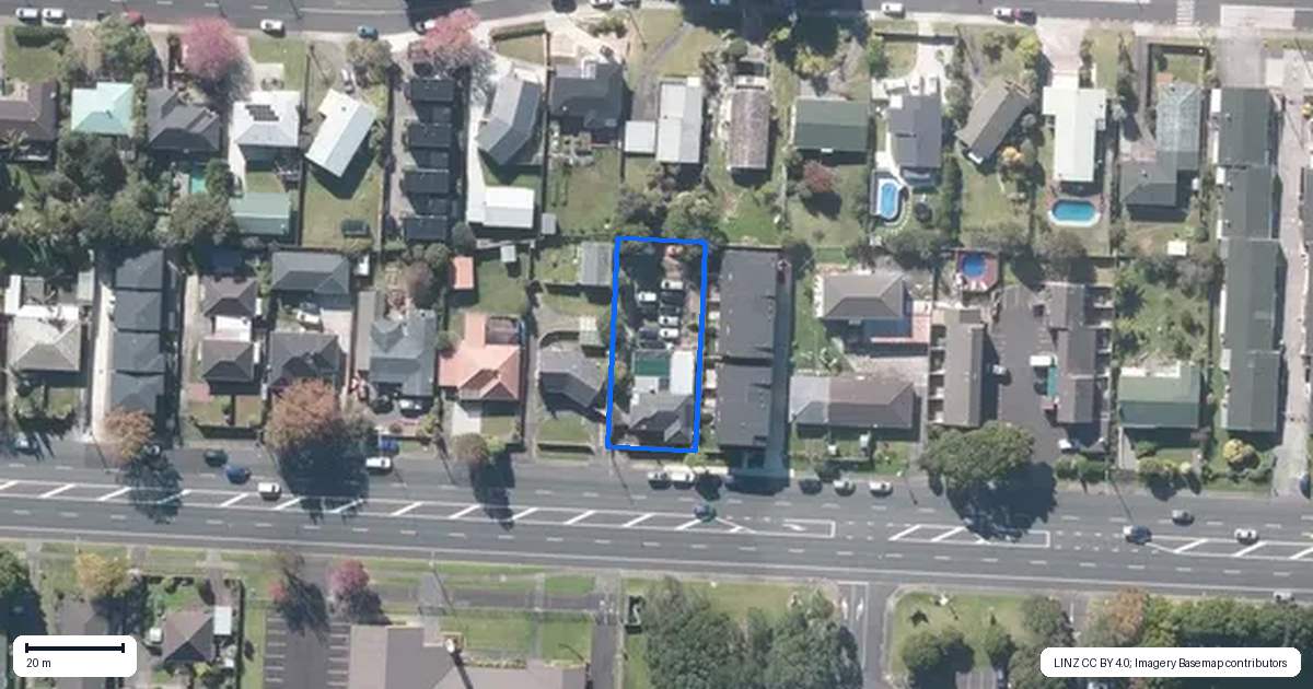 Property context map for 676 Pakuranga Road, Howick, Auckland
