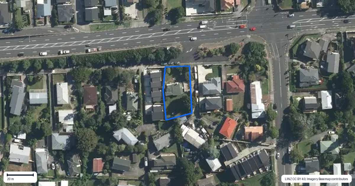 Property context map for 77 Tiverton Road, Avondale, Auckland