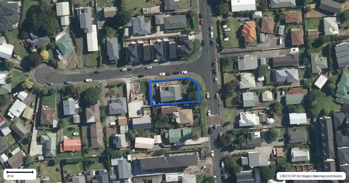 Property context map for 95 Ruawai Road, Mount Wellington, Auckland