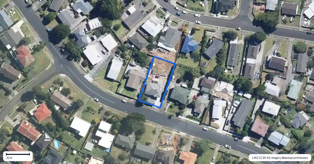 Property context map for 27 Riverhills Avenue, Pakuranga Heights, Auckland