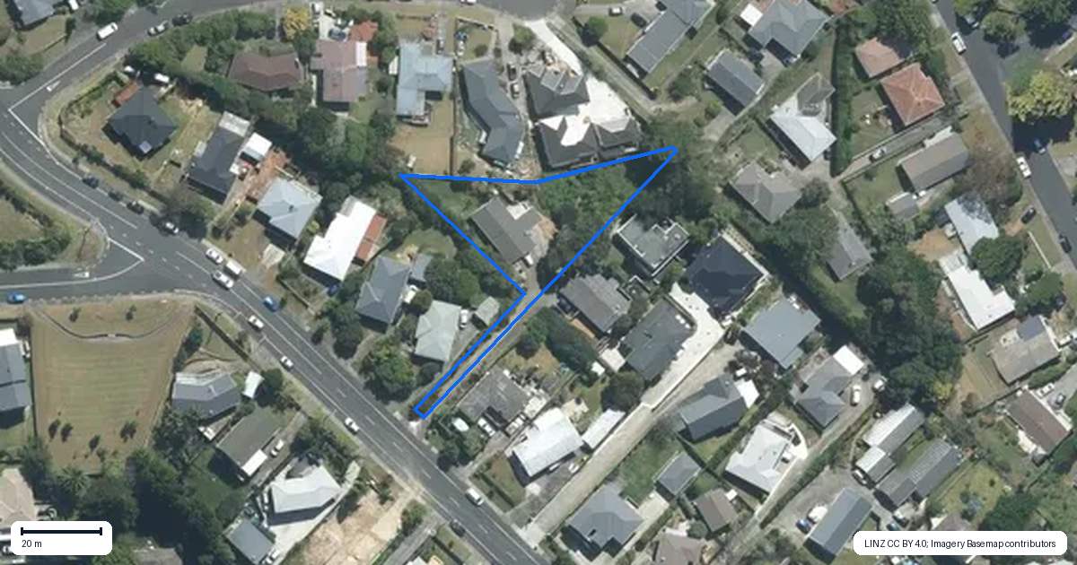 Property context map for 18 Sycamore Drive, Sunnynook, Auckland