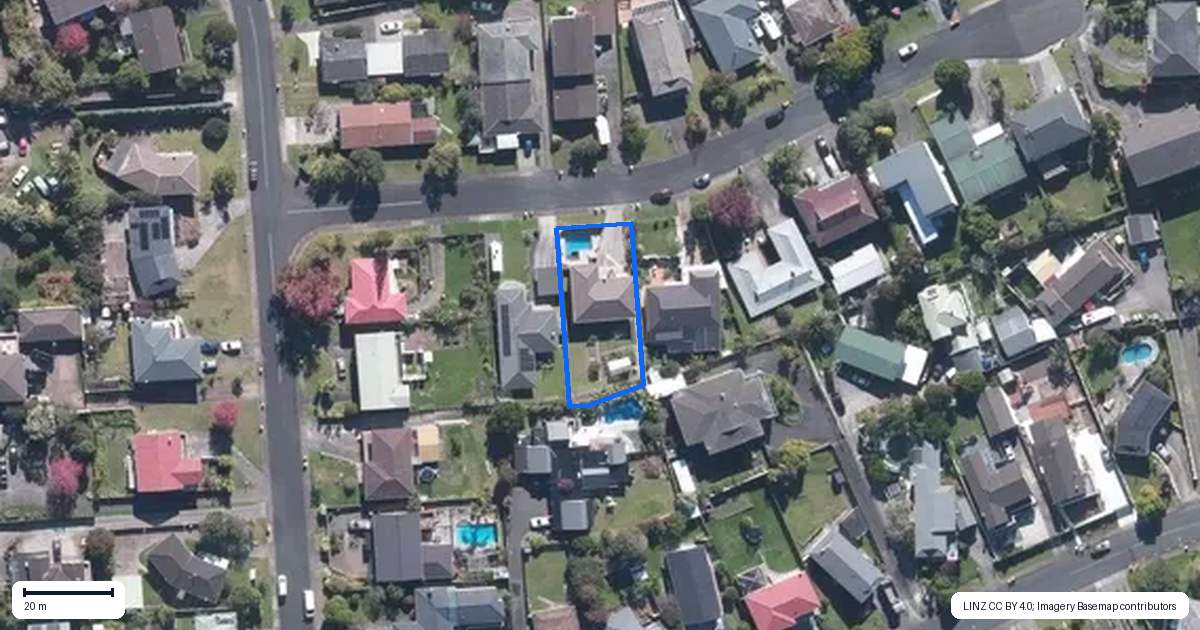 Property context map for 5 Tanoa Place, Glendene, Auckland