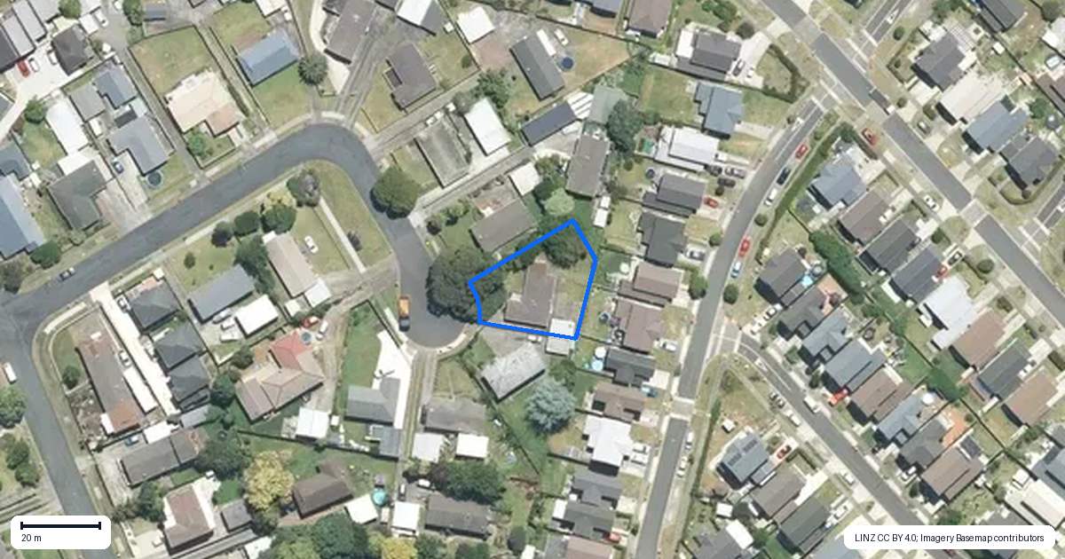 Property context map for 28 Hinton Place, Weymouth, Auckland
