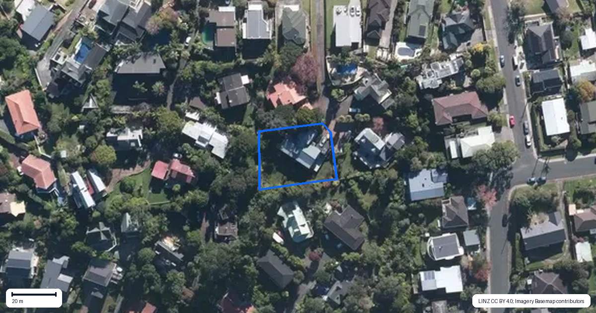 Property context map for 20 Mayall Avenue, Beach Haven, Auckland