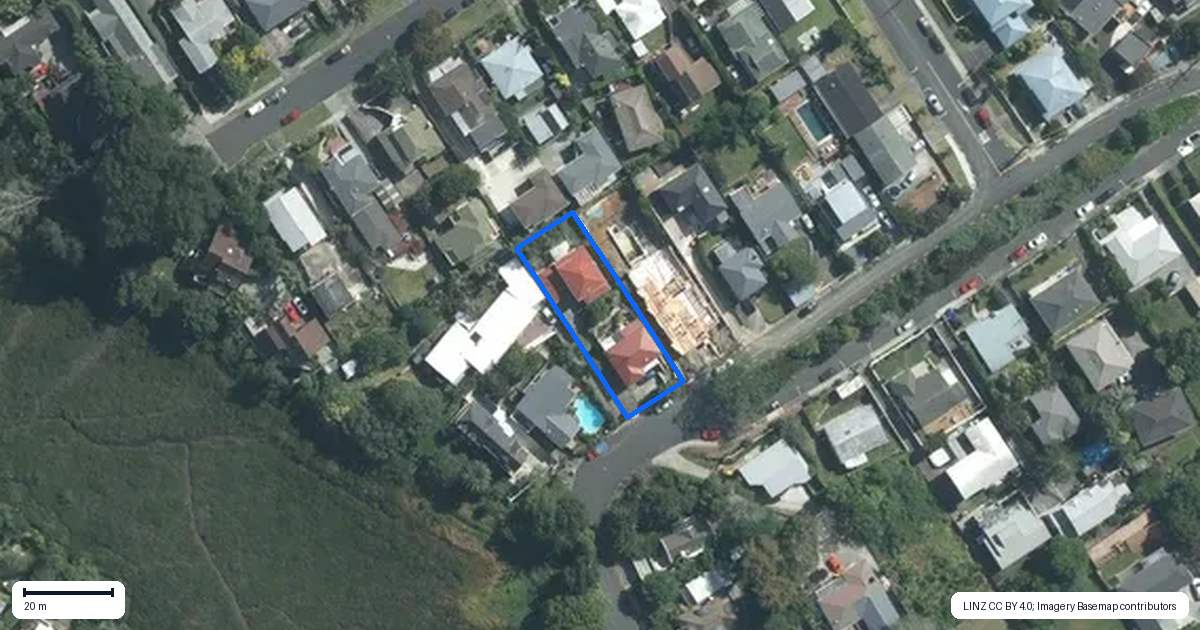 Property context map for 33 Harley Road, Takapuna, Auckland
