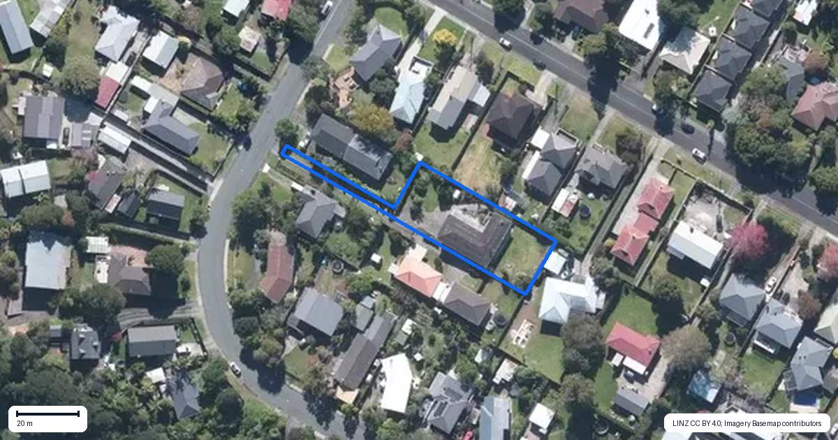 Property context map for 6 Taioma Crescent, Te Atatu Peninsula, Auckland