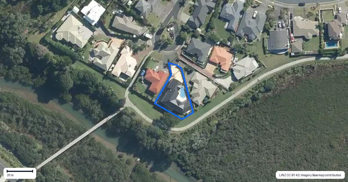 Property context map for 11 Waru Nui Court, Orewa