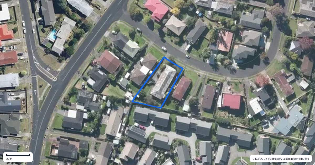 Property context map for 5B Hedge Row, Sunnyhills, Auckland