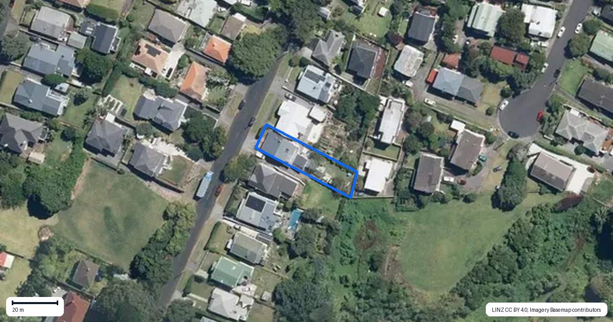 Property context map for 37 Normans Hill Road, Onehunga, Auckland