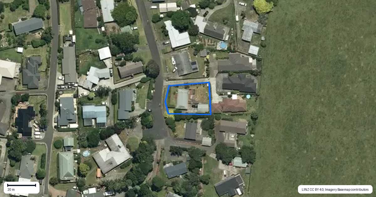 Property context map for 9 Armitage Place, Tuakau