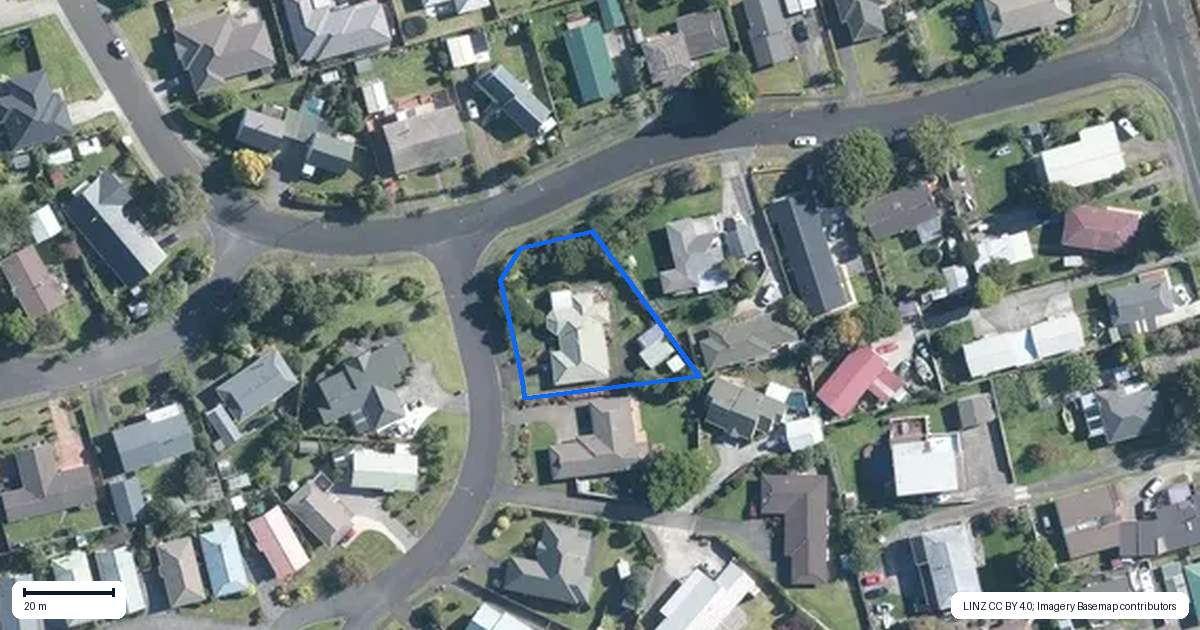 Property context map for 1 Waimanawa Lane, Waiuku
