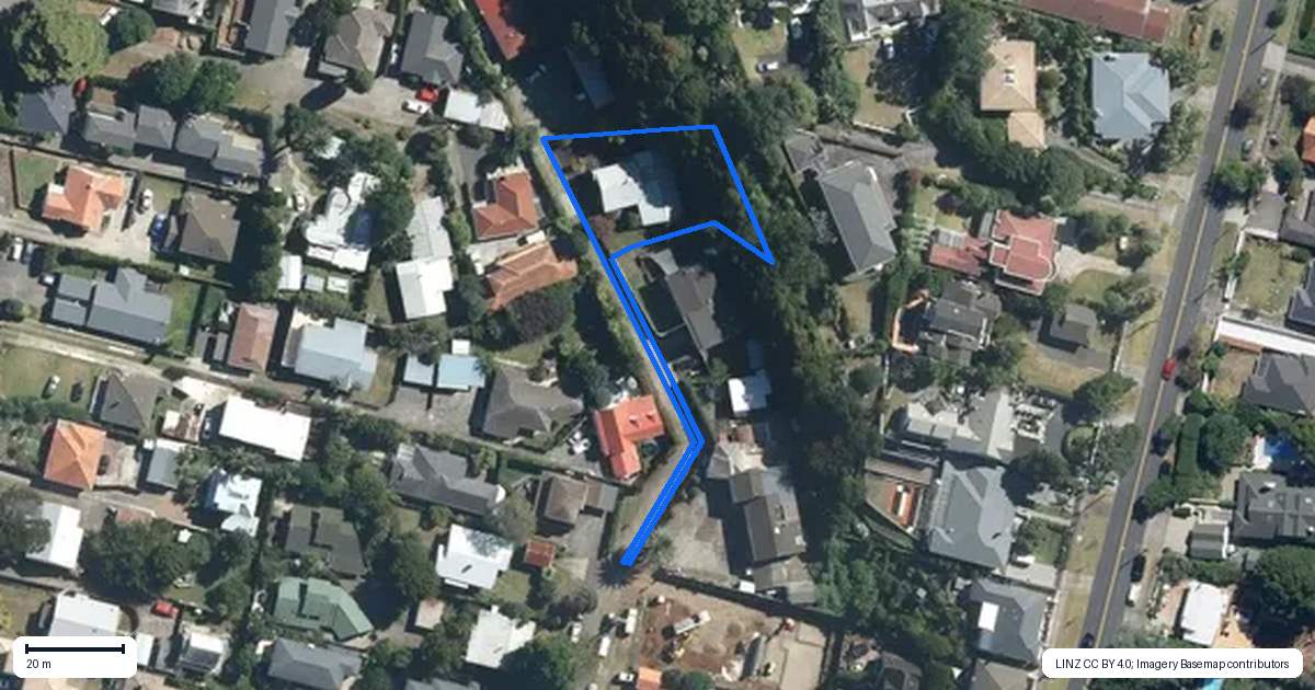 Property context map for 2C Queensway, Three Kings, Auckland