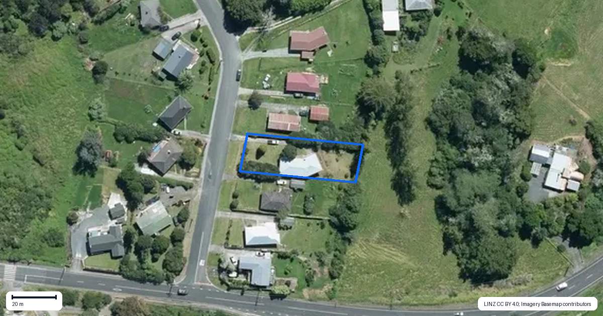 Property context map for 8 Whiteman Road, Kawakawa