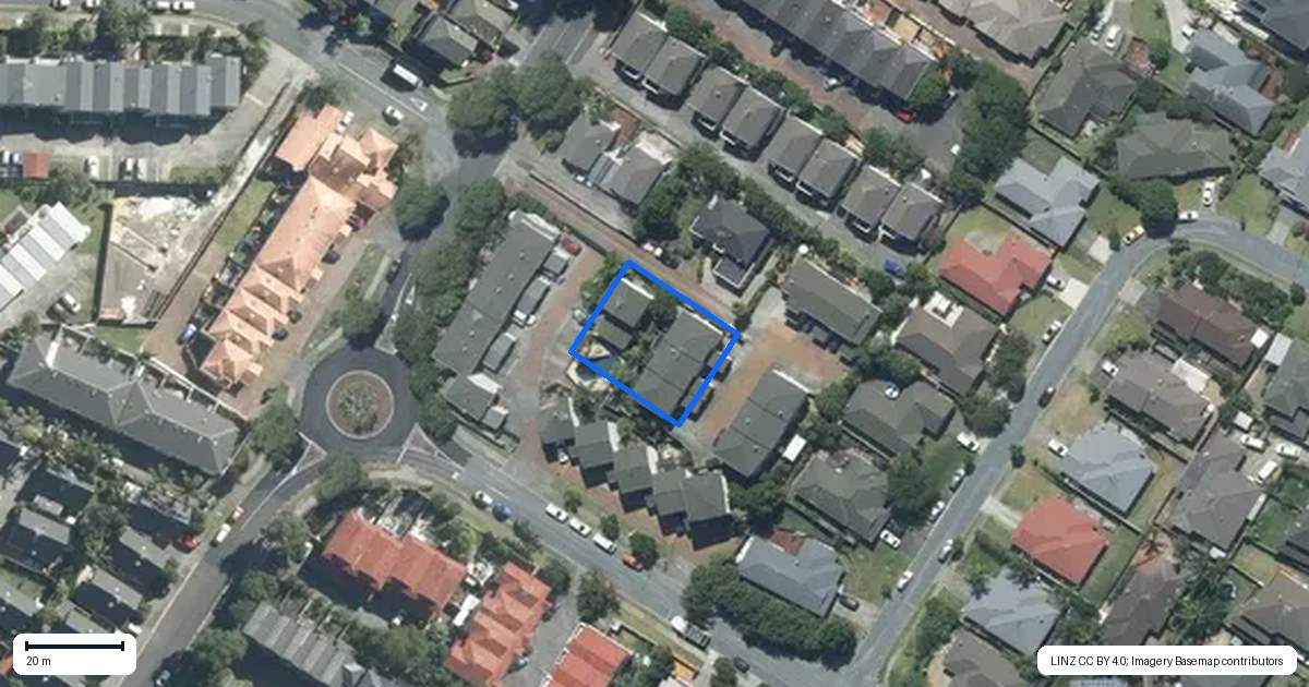 Property context map for 1/34 Fields Parade, Oteha, Auckland