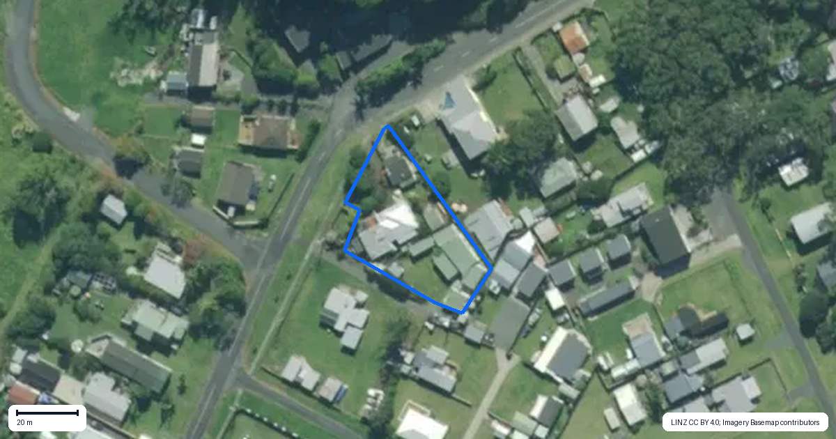 Property context map for 132 Oakura Road, Oakura, Hikurangi