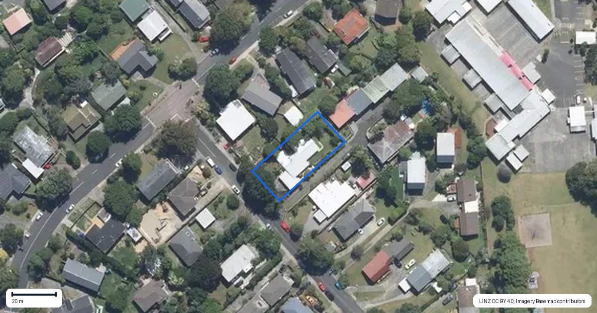 Property context map for 4 Gladys Avenue, Glenfield, Auckland