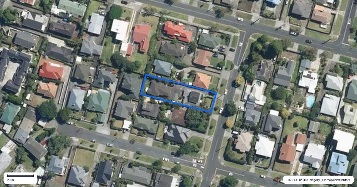 Property context map for 7 Mons Avenue, Mount Roskill, Auckland