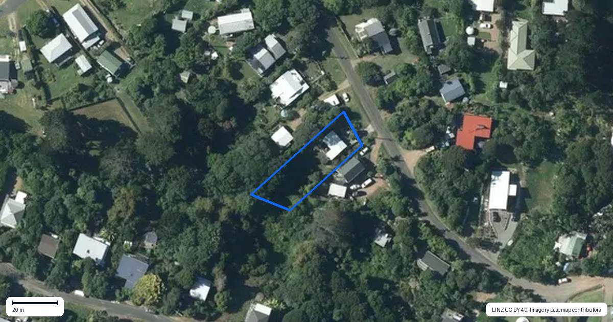 Property context map for 28 Eden Terrace, Onetangi, Waiheke Island