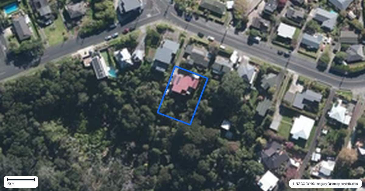 Property context map for 64A Rangatira Road, Beach Haven, Auckland