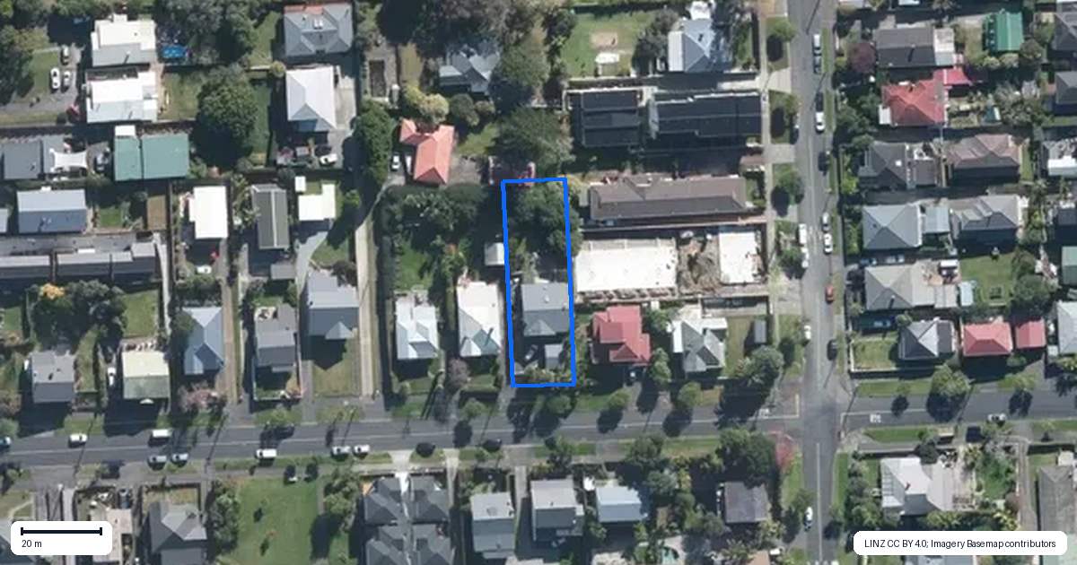 Property context map for 20 Henry Street, Avondale, Auckland