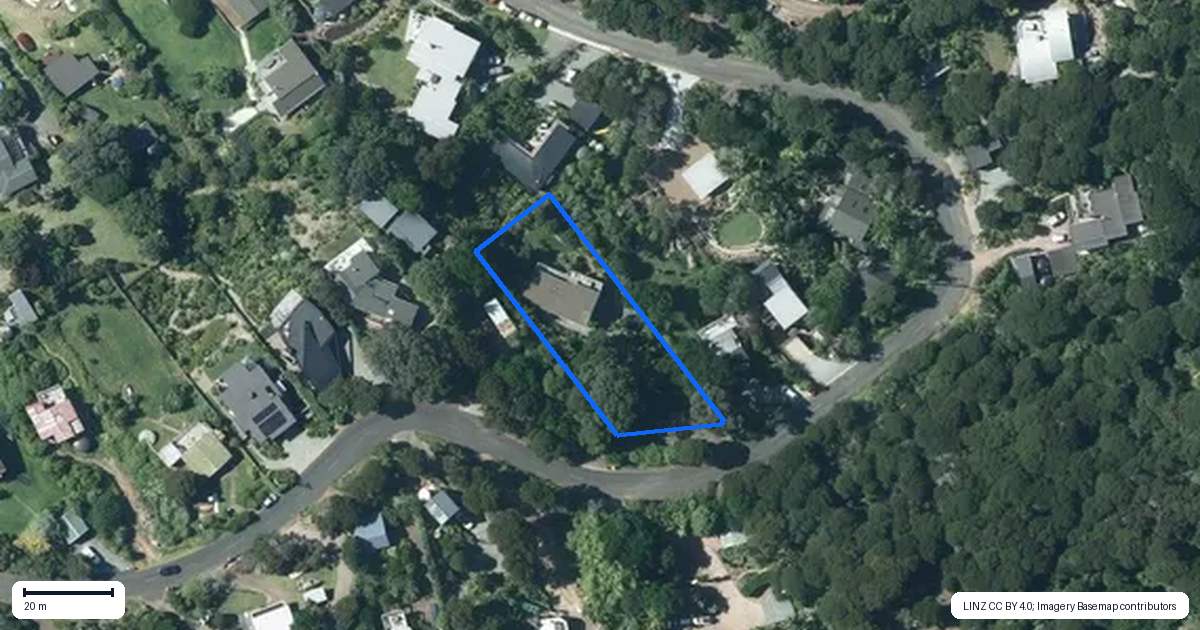 Property context map for 84 Coromandel Road, Oneroa, Waiheke Island