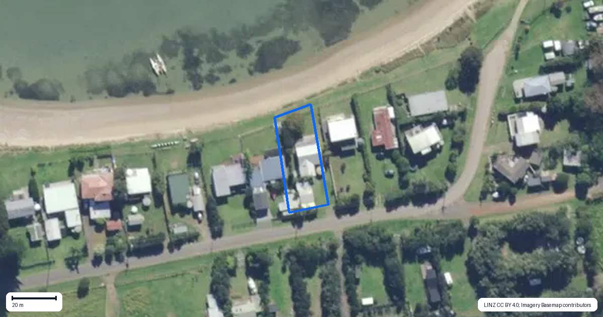 Property context map for 35 Mahanga Road, Pataua South, Parua Bay