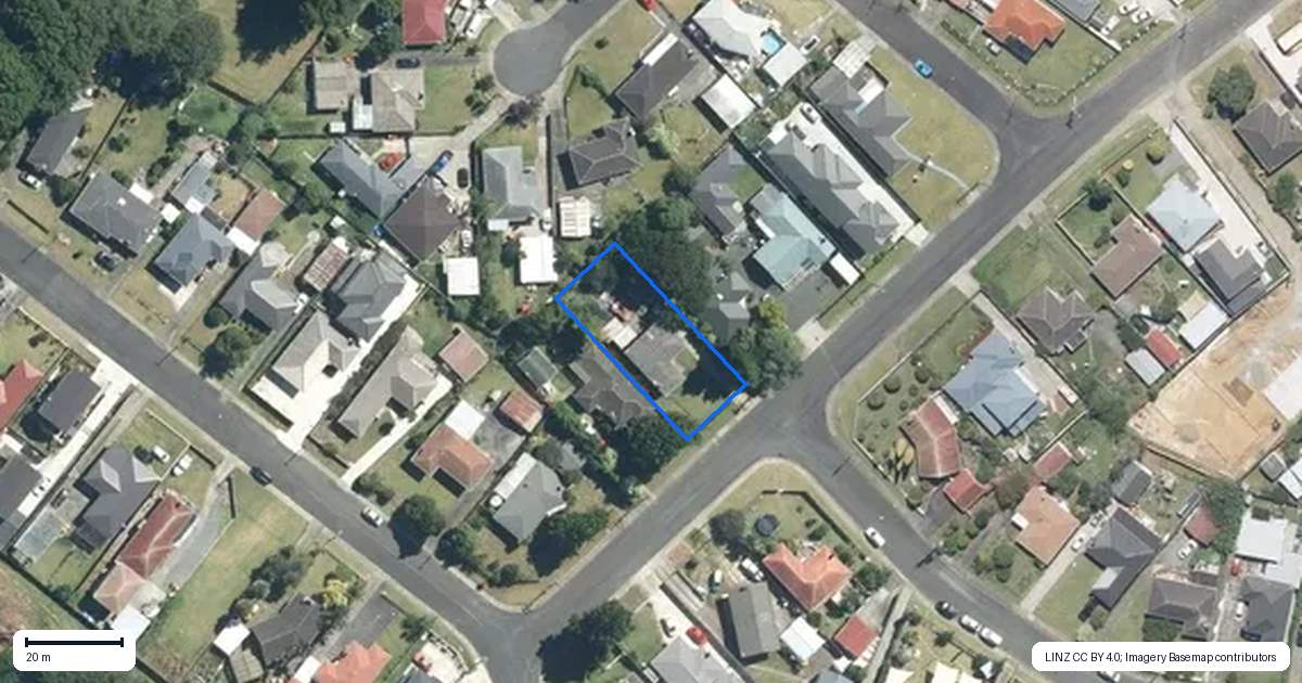 Property context map for 57 Wedgwood Avenue, Mangere East, Auckland