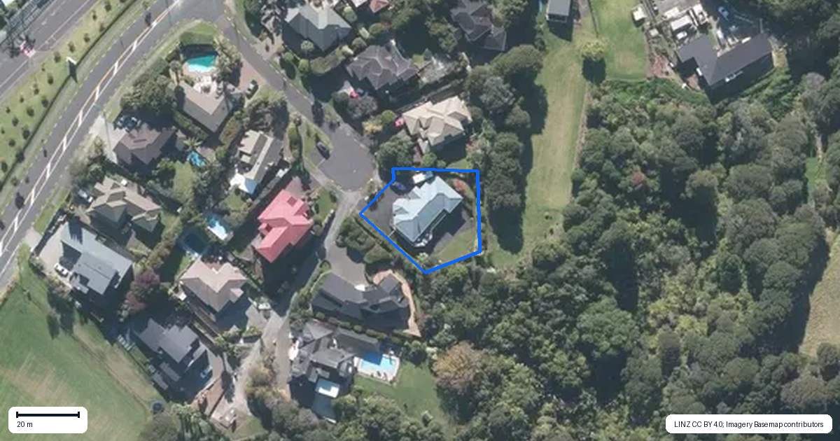 Property context map for 10 Ramoana Mews, Shelly Park, Auckland