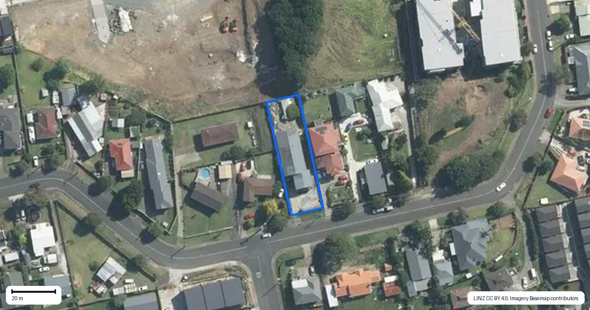 Property context map for 50 Hillside Road, Mount Wellington, Auckland