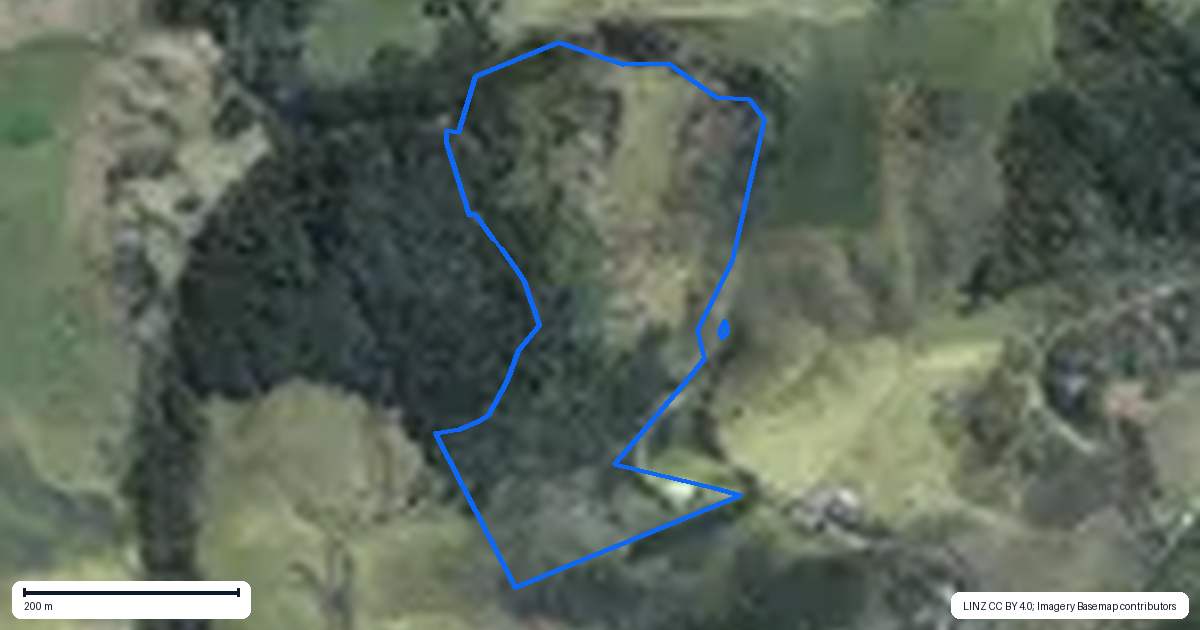 Property context map for 77 Kemp Road, Awhitu