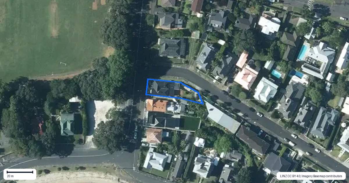 Property context map for 8 Cheltenham Road, Devonport, Auckland