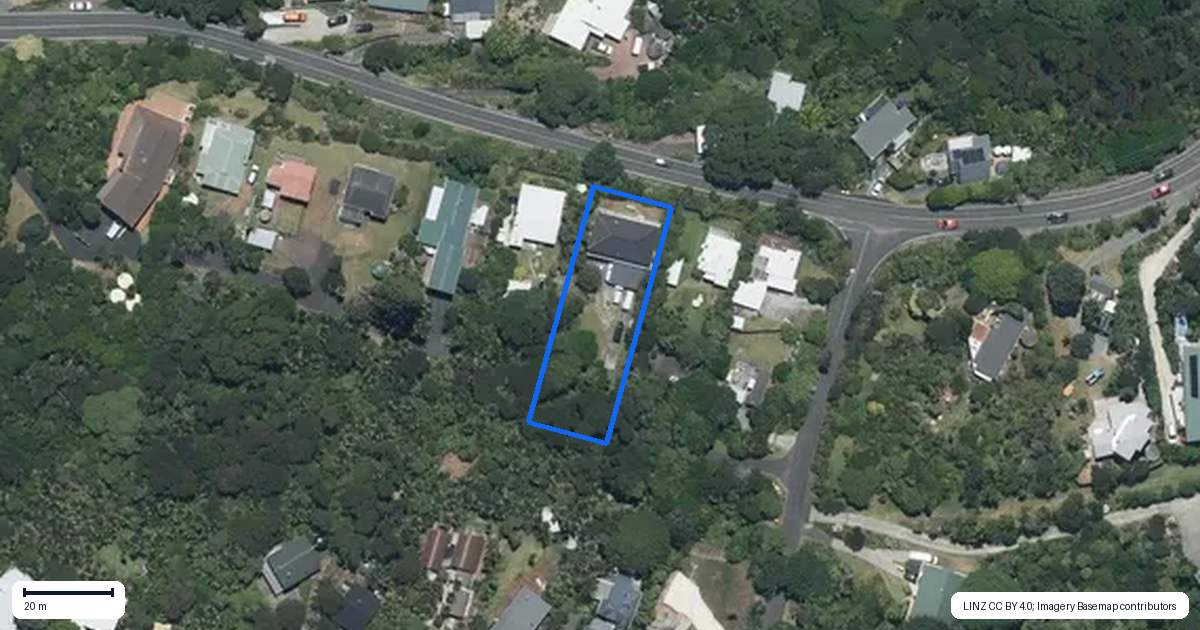 Property context map for 91 Seaview Road, Piha