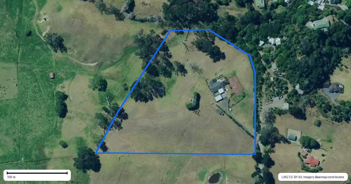 Property context map for 105 Old Golf Course Road, Dargaville