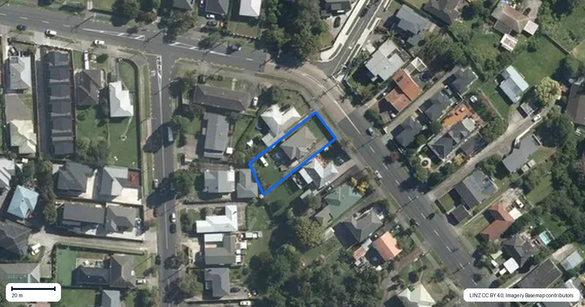 Property context map for 83 New Windsor Road, New Windsor, Auckland