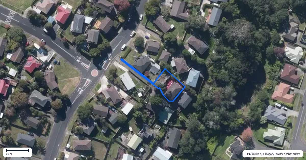 Property context map for 72 Reynella Drive, Massey, Auckland