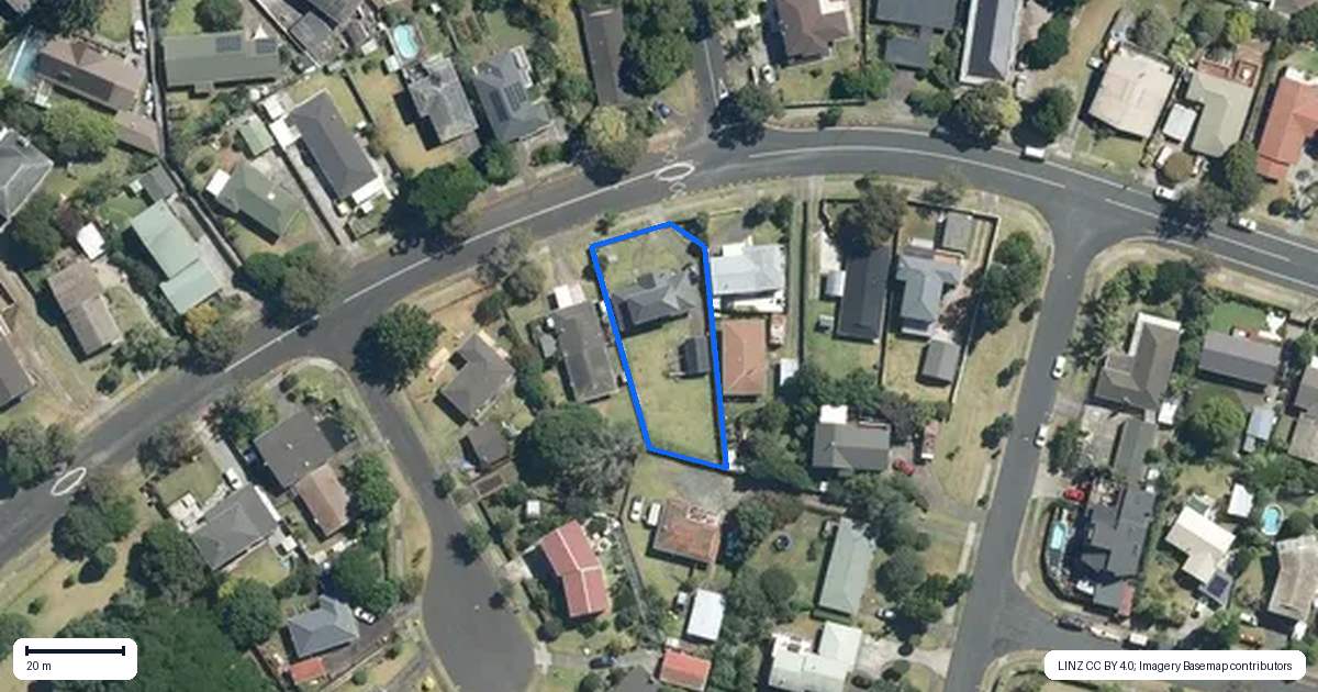 Property context map for 86 Muir Avenue, Mangere Bridge, Auckland