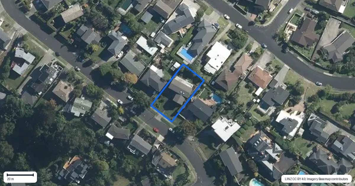 Property context map for 13 Cheriton Road, Mellons Bay, Auckland
