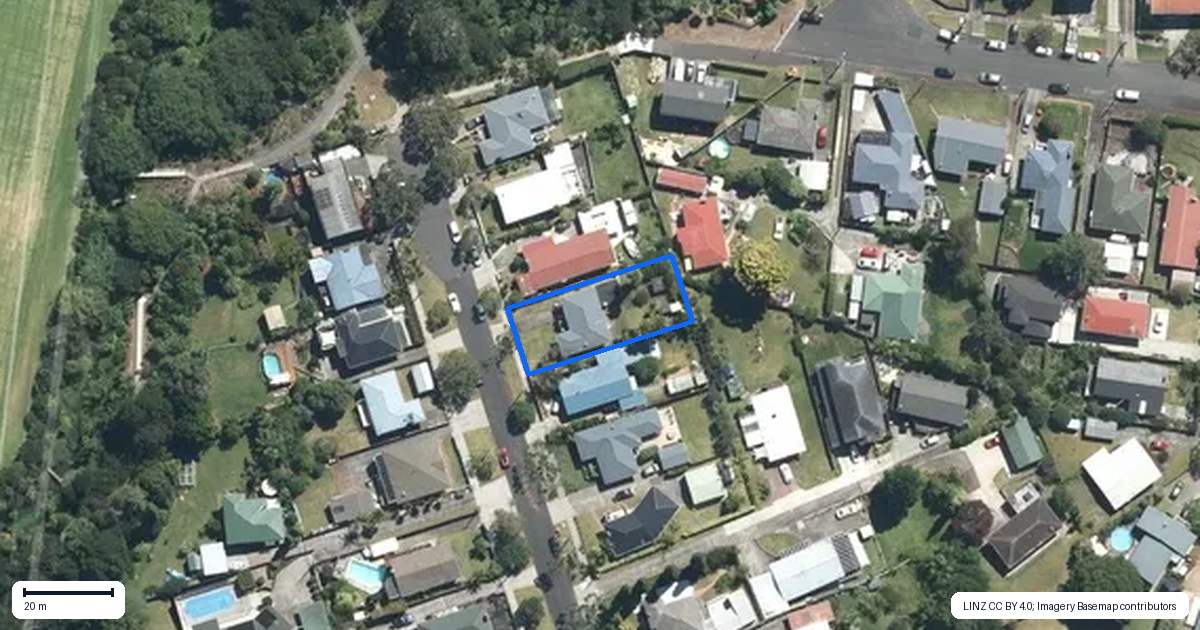Property context map for 8 Connell Street, Blockhouse Bay, Auckland