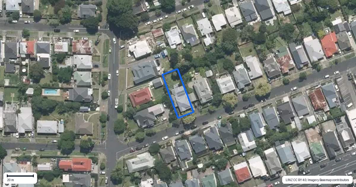 Property context map for 43 First Avenue, Kingsland, Auckland