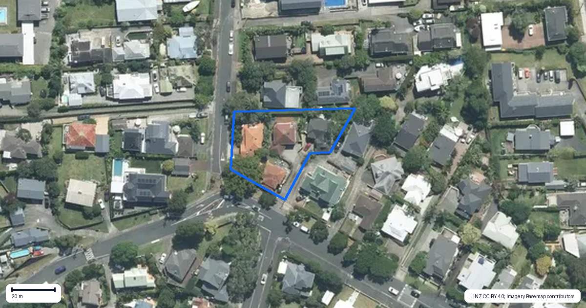 Property context map for 2/19 Rodney Road, Northcote Point, Auckland