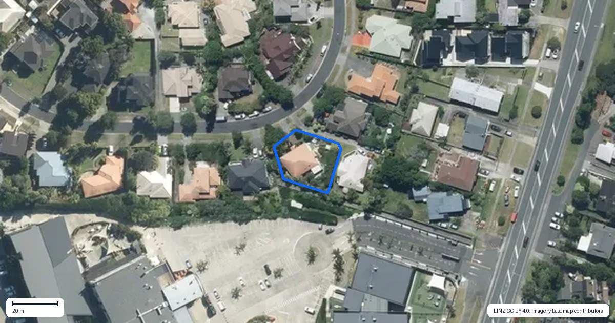 Property context map for 20 Margaret Henry Crescent, Oteha, Auckland