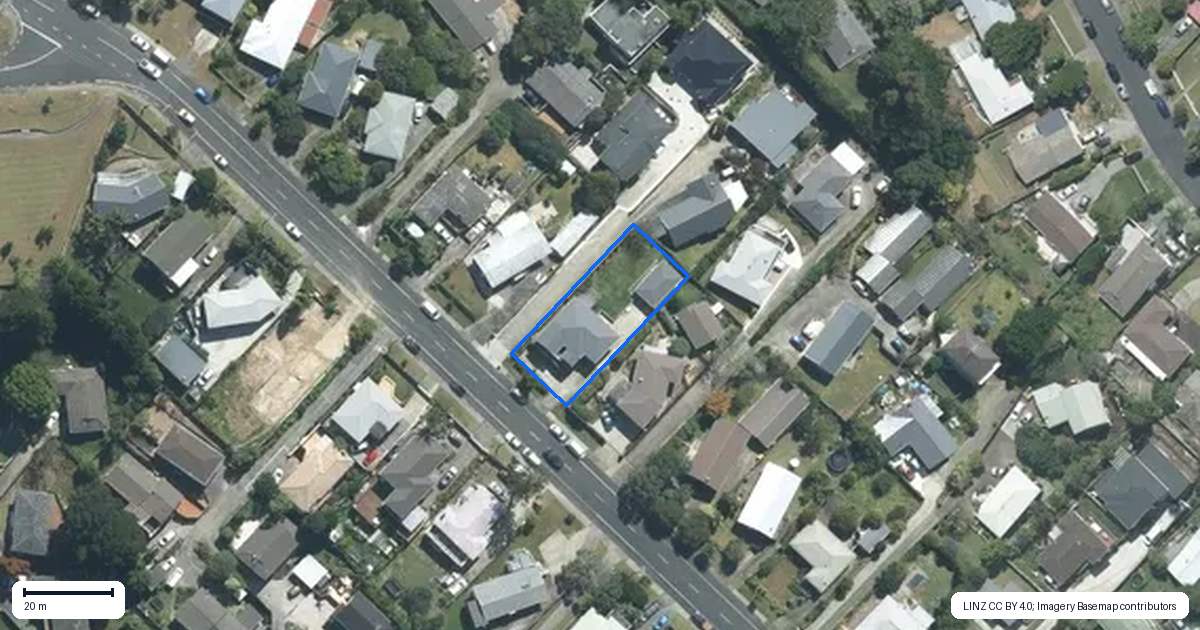 Property context map for 30 Sycamore Drive, Sunnynook, Auckland