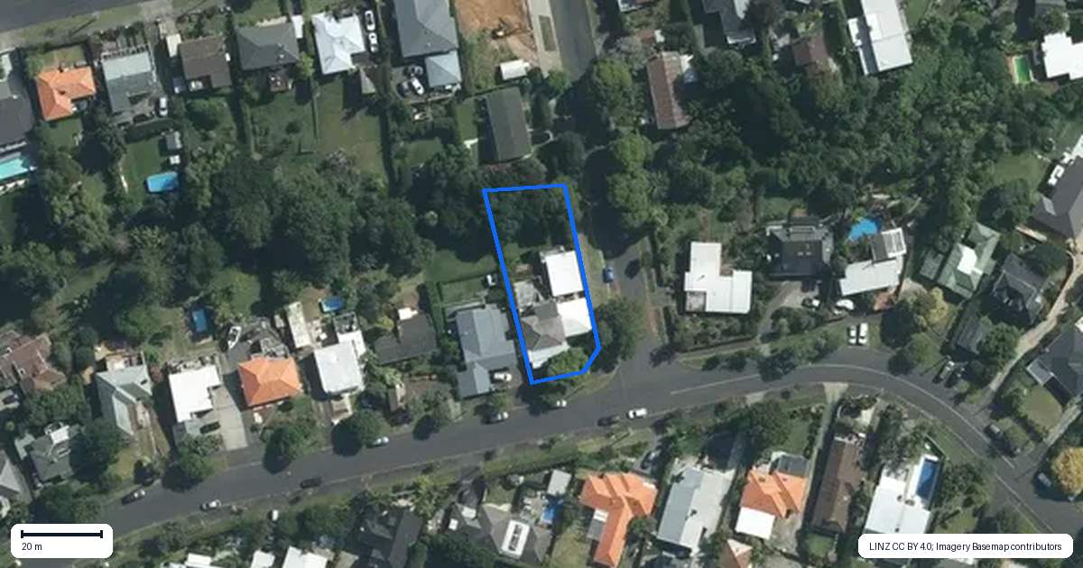 Property context map for 24 Robley Crescent, Glendowie, Auckland