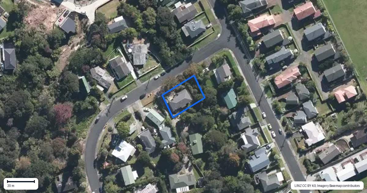 Property context map for 45 Lanigan Street, Birkdale, Auckland
