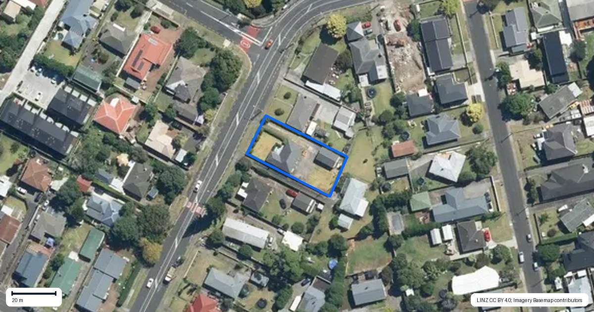 Property context map for 5 Wallace Road, Mangere Bridge, Auckland